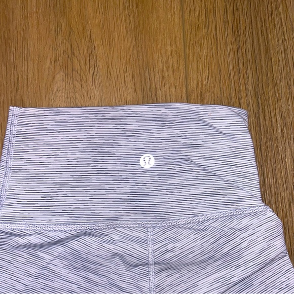 lululemon leggings - Picture 4 of 4